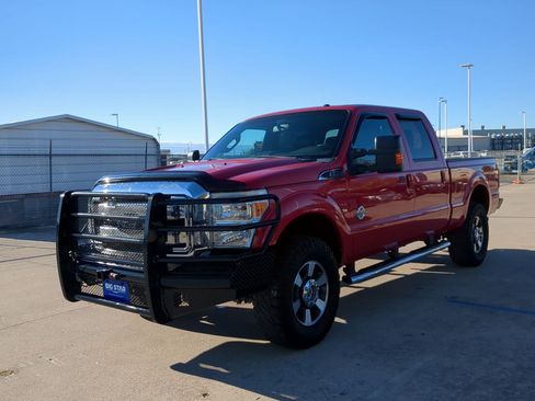 Used 2015 Ford F250 Lariat w/ Lariat Ultimate Package image 8