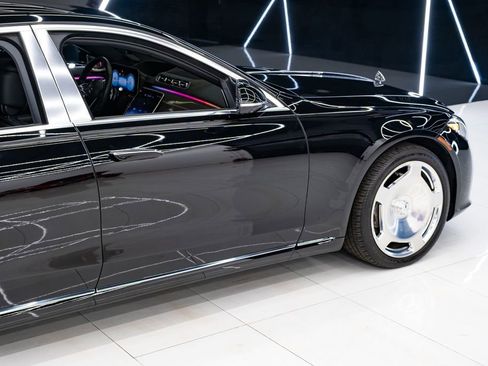 Used 2022 Mercedes-Benz Maybach S 580 4MATIC image 9