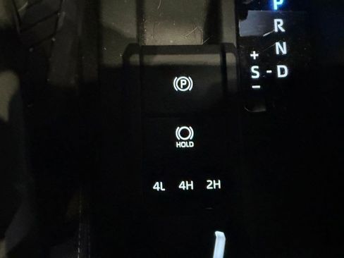 Used 2024 Toyota Tacoma TRD Sport w/ TRD Sport Upgrade Package image 16