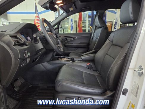 Used 2023 Honda Passport Elite image 7