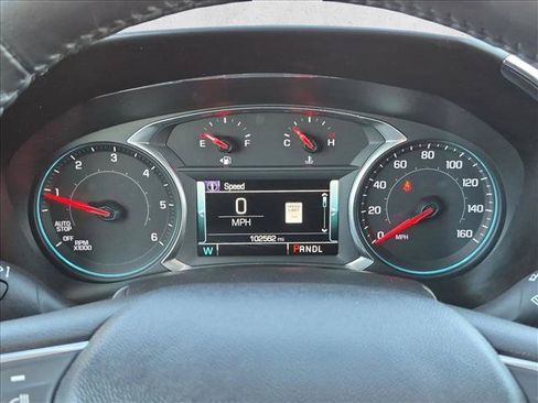 Used 2018 Chevrolet Equinox Premier FWD image 10