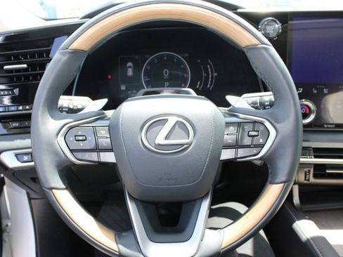 Certified 2024 Lexus RX 350 Premium w/ Convenience Package FWD image 16