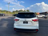 Used 2016 Toyota Highlander LE image 5