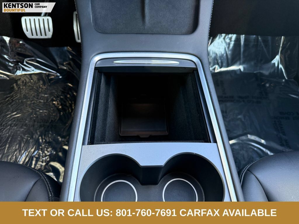 Used 2022 Tesla Model Y Performance AWD/4WD image 15