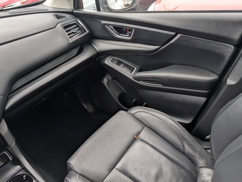 Used 2023 Subaru Ascent Limited image 11