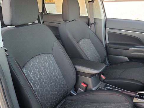 New 2026 Mitsubishi Outlander Sport LE AWD/4WD image 31