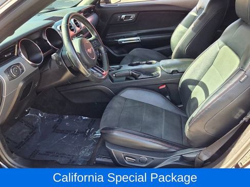 Used 2017 Ford Mustang GT Premium w/ Equipment Group 401A image 8