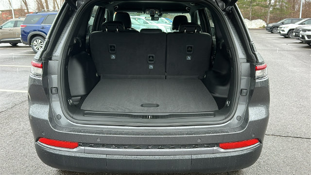 New 2026 Jeep Grand Cherokee Altitude AWD/4WD image 25