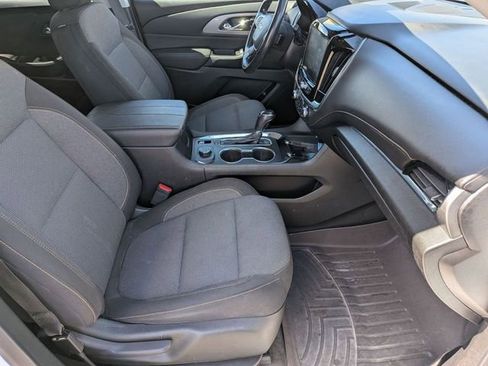Used 2020 Chevrolet Traverse LT AWD/4WD image 32