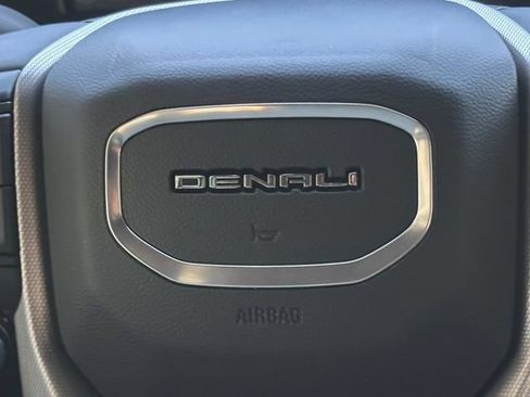 Used 2025 GMC Sierra 2500 Denali w/ Denali Reserve Package AWD/4WD image 13