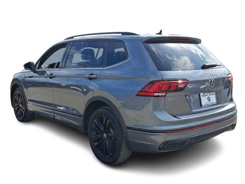 Used 2022 Volkswagen Tiguan SE R-Line image 4
