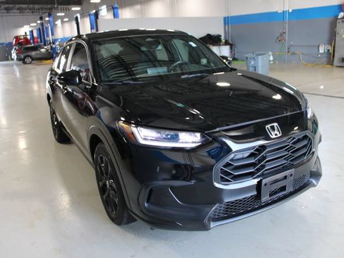 Used 2024 Honda HR-V Sport image 3