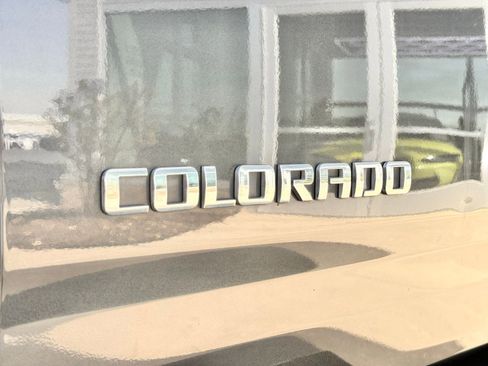 Used 2017 Chevrolet Colorado W/T w/ WT Convenience Package RWD image 18