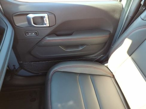 New 2026 Jeep Wrangler Unlimited Rubicon image 31