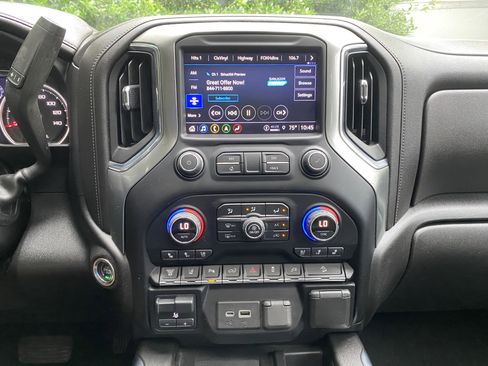 Used 2022 Chevrolet Silverado 2500 LTZ w/ LTZ Premium Package AWD/4WD image 27