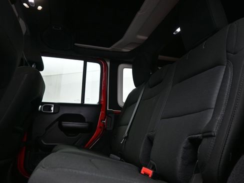 Used 2020 Jeep Wrangler Unlimited Sport AWD/4WD image 13