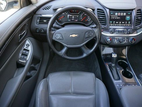 Used 2019 Chevrolet Impala LT w/ Sunroof and Spoiler Package FWD image 34