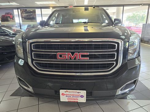 Used 2016 GMC Yukon SLT image 3