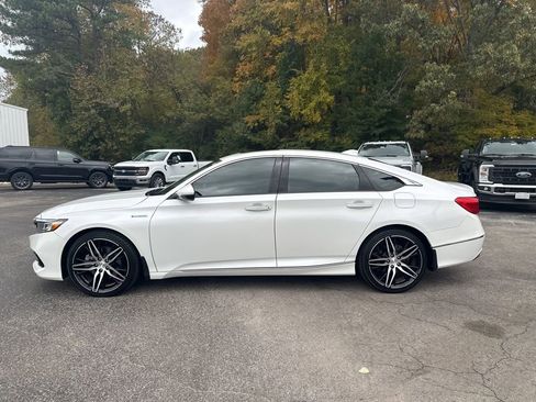 Used 2022 Honda Accord Touring image 6