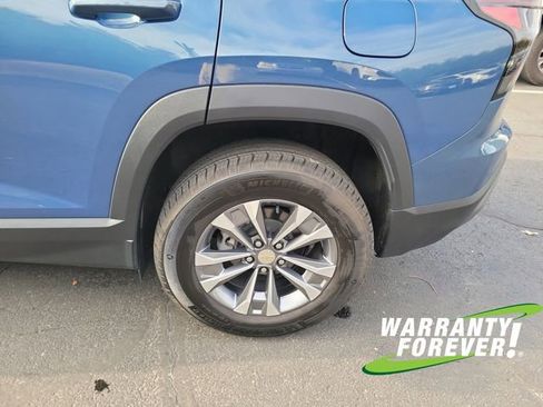 Used 2026 Chevrolet Equinox LT w/ Convenience Package II image 21