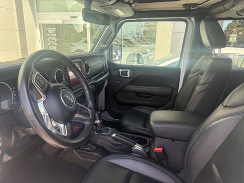 Used 2023 Jeep Wrangler Unlimited Rubicon 4xe w/ Steel Bumper Group image 7