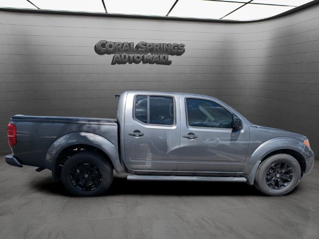 Used 2020 Nissan Frontier SV w/ Midnight Edition Floor Mats RWD image 8