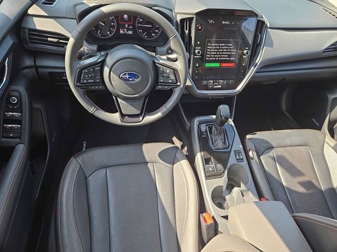 Used 2024 Subaru Crosstrek 2.5i Limited AWD/4WD image 11