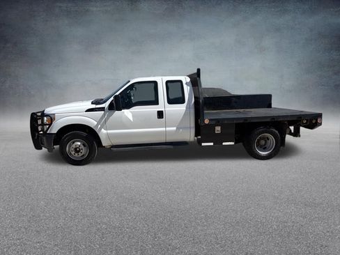 Used 2012 Ford F350 XL image 2