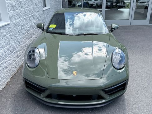 Used 2024 Porsche 911 Carrera GTS RWD image 8