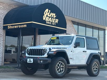 New 2025 Jeep Wrangler Rubicon w/ Convenience Group