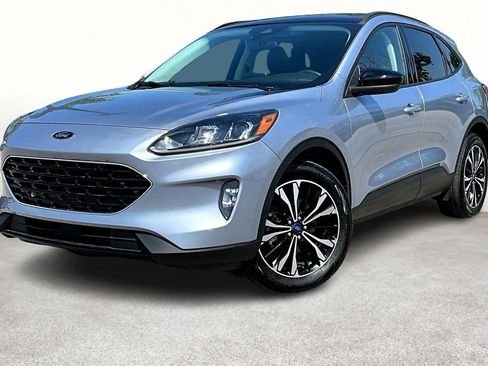 Used 2022 Ford Escape SEL w/ SEL Stealth AWD Package image 16