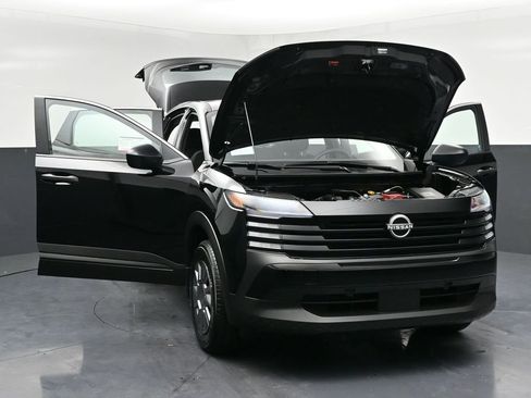 New 2026 Nissan Kicks S image 33