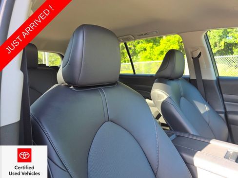Certified 2024 Toyota Grand Highlander FWD image 15