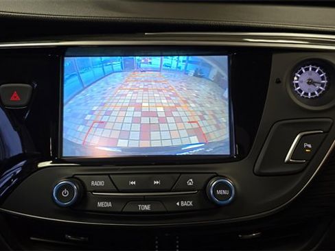 Used 2017 Buick Envision Essence image 20