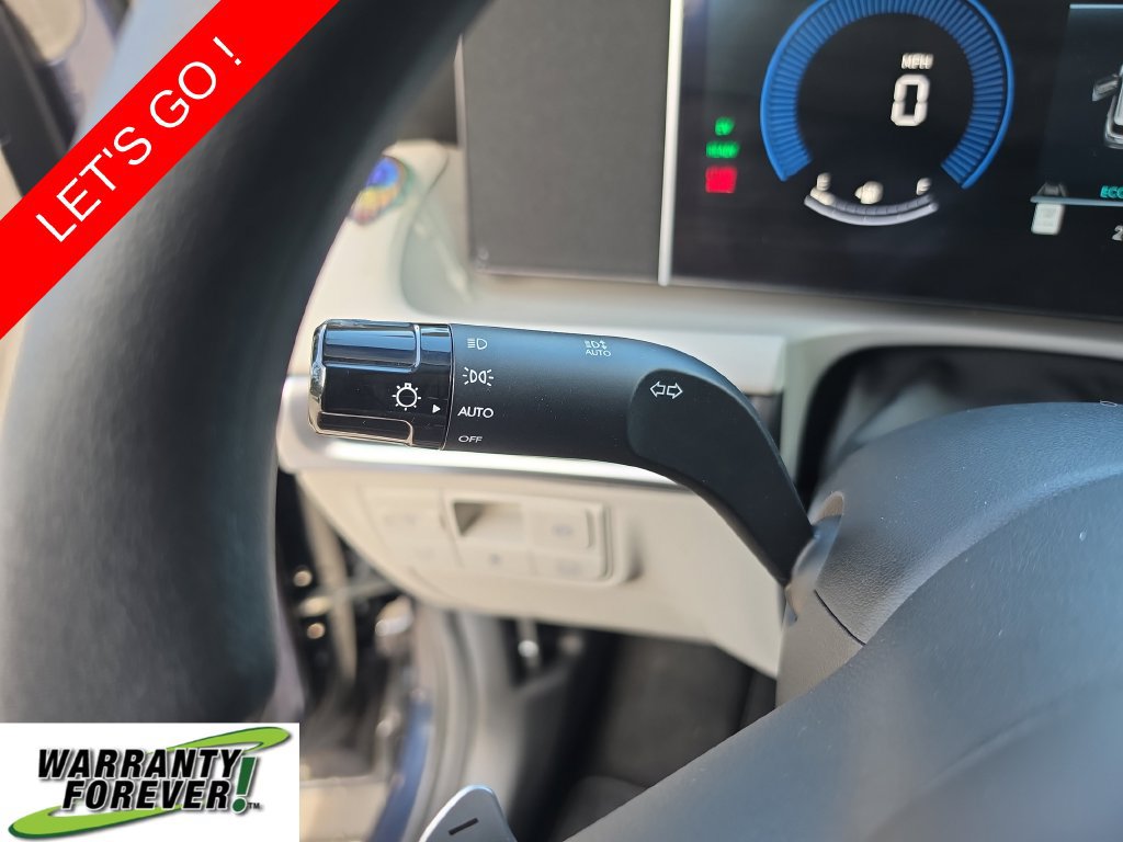 Used 2025 Hyundai Tucson Blue AWD/4WD image 25
