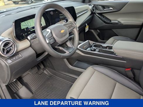 New 2026 Chevrolet Equinox LT w/ Convenience Package II image 15