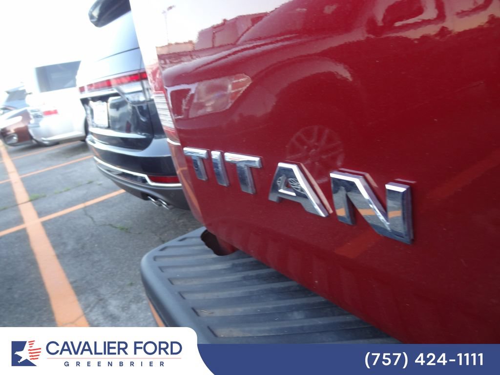 Used 2004 Nissan Titan SE AWD/4WD image 5