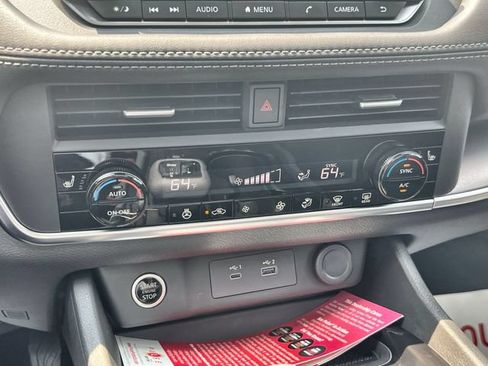 Certified 2023 Nissan Rogue SV w/ SV Premium B Package AWD/4WD image 19