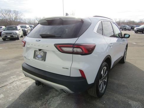 Used 2025 Ford Escape Platinum w/ Class II Trailer Tow Package AWD/4WD image 7