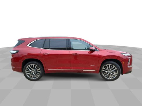 Used 2025 Buick Enclave Avenir w/ Trailering Package, 5000 lbs. FWD image 9