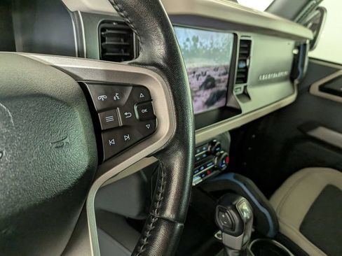 Used 2022 Ford Bronco Wildtrak AWD/4WD image 24
