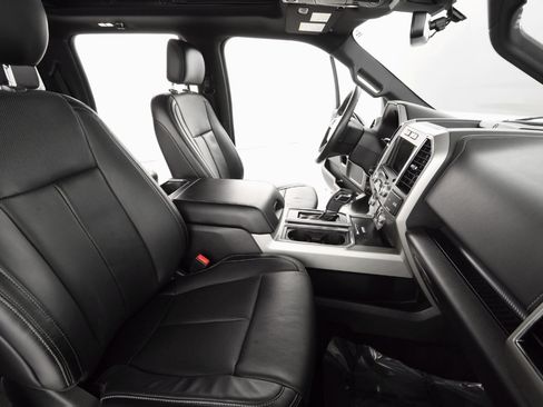 Used 2018 Ford F150 Lariat w/ Equipment Group 502A Luxury image 23