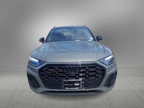 Certified 2023 Audi SQ5 Premium Plus w/ Premium Plus Package AWD/4WD image 3