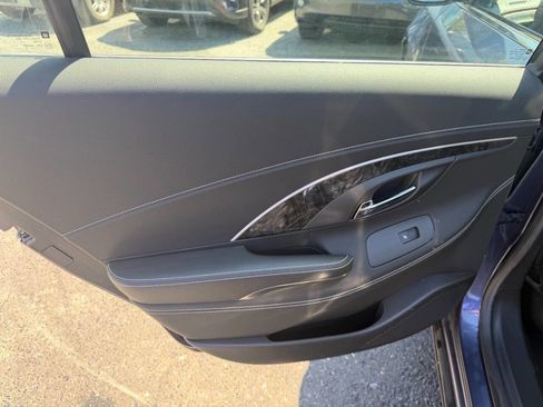 Used 2014 Buick LaCrosse image 31