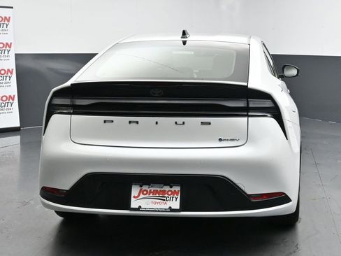 New 2026 Toyota Prius Plug-In Hybrid image 8