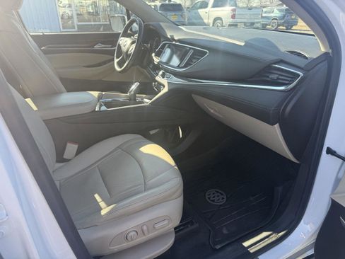 Used 2021 Buick Enclave Essence w/ Trailering Package, 5000 lbs. image 17