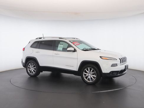 Used 2018 Jeep Cherokee Limited image 33