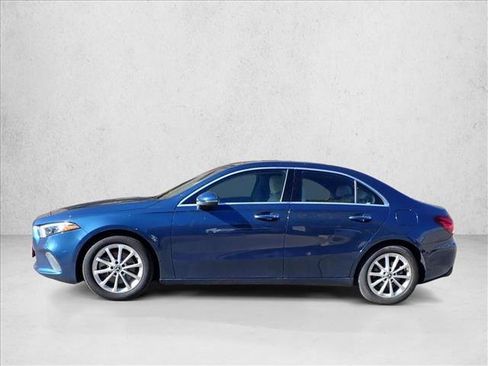 Used 2021 Mercedes-Benz A 220 4MATIC image 7
