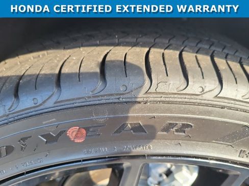 Certified 2025 Honda Civic Sport image 12