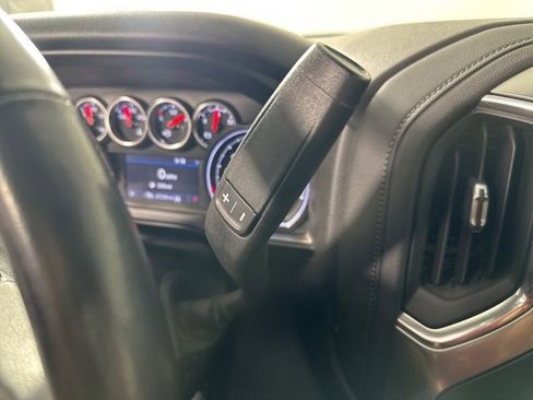 Used 2021 Chevrolet Silverado 1500 LT Trail Boss w/ Convenience Package II AWD/4WD image 19